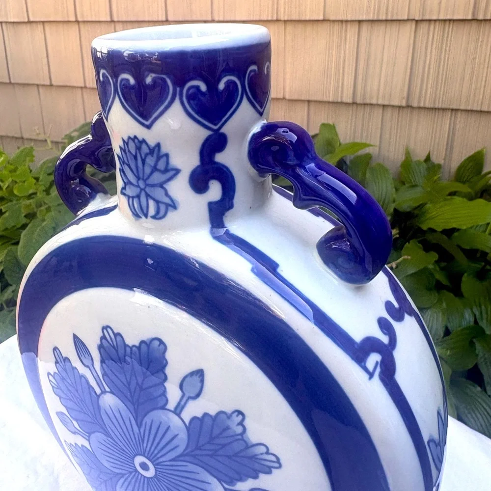 Bombay Blue and White 10